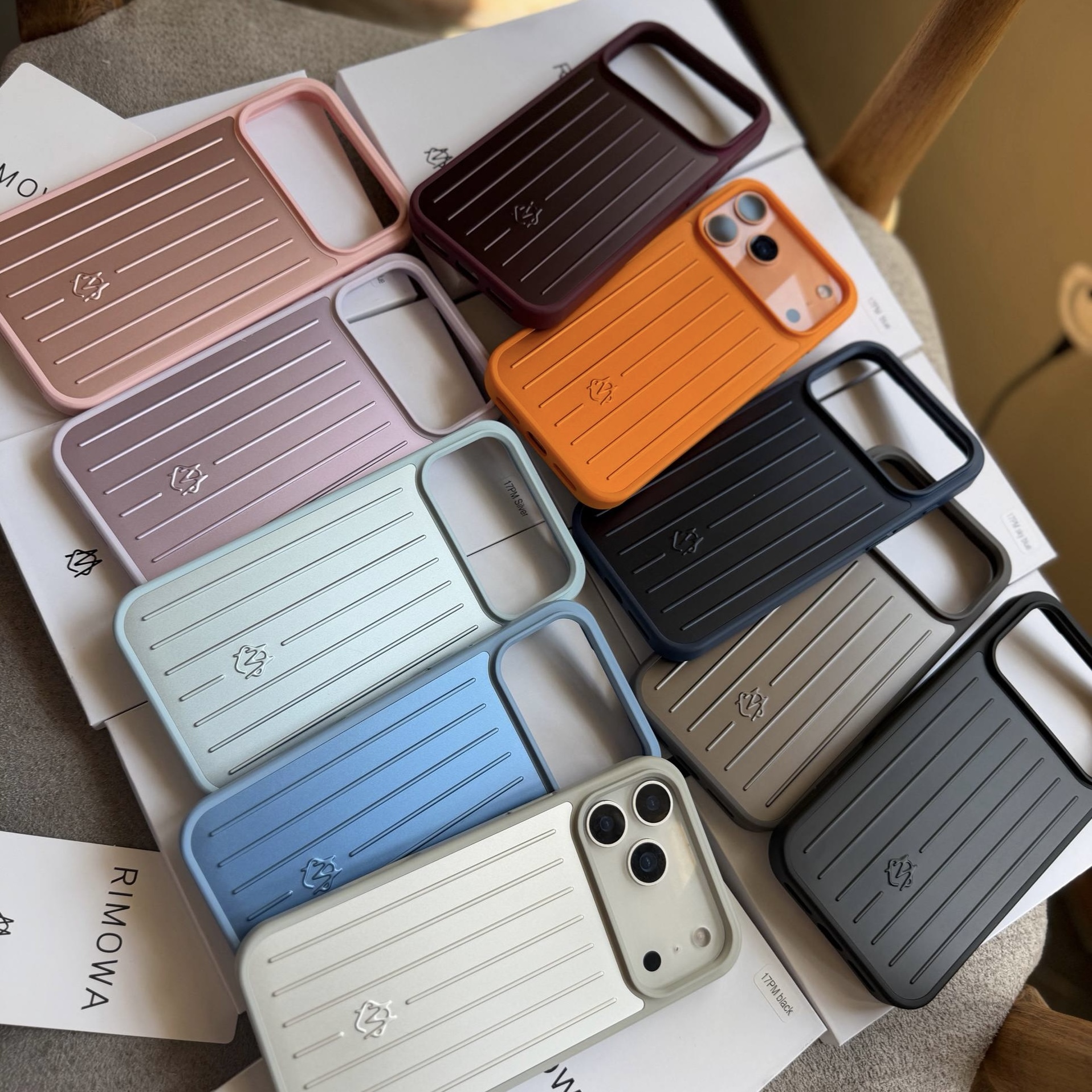 rimowa orginal c4840 کاور موبایل